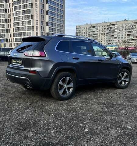 Серый Джип Чероки, объемом двигателя 3.2 л и пробегом 182 тыс. км за 14800 $, фото 2 на Automoto.ua