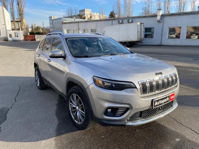 Сірий Джип Cherokee, об'ємом двигуна 2 л та пробігом 101 тис. км за 17490 $, фото 2 на Automoto.ua