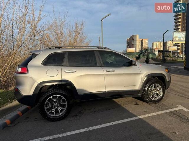 Серый Джип Чероки, объемом двигателя 3.24 л и пробегом 110 тыс. км за 22500 $, фото 4 на Automoto.ua