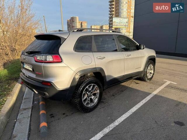 Серый Джип Чероки, объемом двигателя 3.24 л и пробегом 110 тыс. км за 22500 $, фото 5 на Automoto.ua