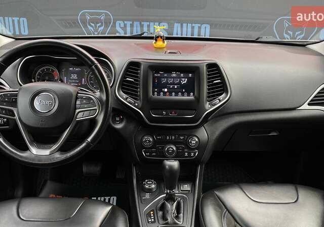 Сірий Джип Cherokee, об'ємом двигуна 3.24 л та пробігом 125 тис. км за 19000 $, фото 28 на Automoto.ua