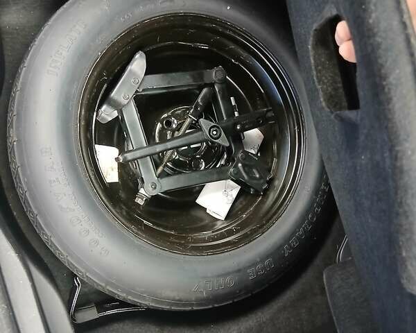 Серый Джип Чероки, объемом двигателя 2.36 л и пробегом 129 тыс. км за 13200 $, фото 18 на Automoto.ua