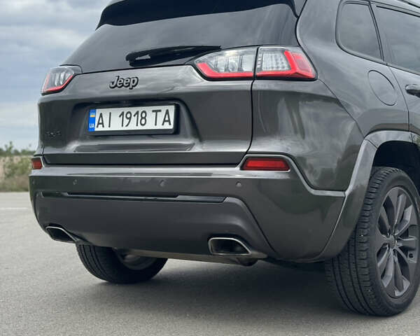 Сірий Джип Cherokee, об'ємом двигуна 3.24 л та пробігом 96 тис. км за 18400 $, фото 7 на Automoto.ua