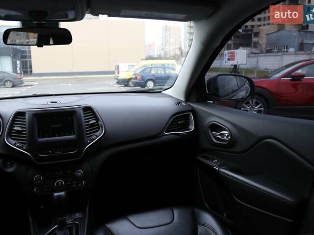 Сірий Джип Cherokee, об'ємом двигуна 2.36 л та пробігом 62 тис. км за 20900 $, фото 12 на Automoto.ua