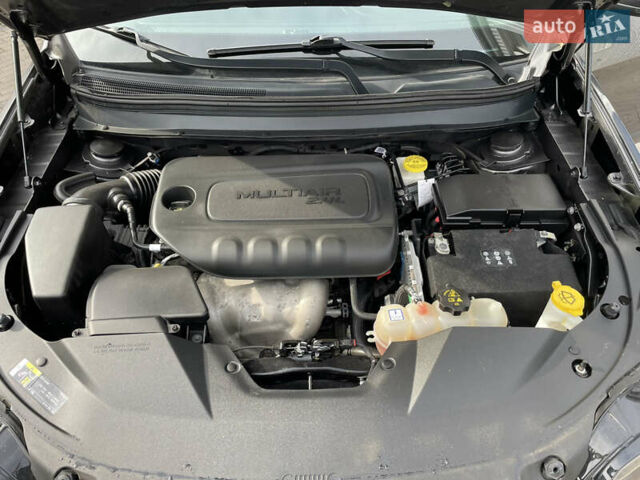 Сірий Джип Cherokee, об'ємом двигуна 2.36 л та пробігом 160 тис. км за 16500 $, фото 14 на Automoto.ua