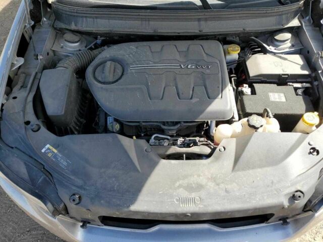 Серый Джип Чероки, объемом двигателя 2.4 л и пробегом 59 тыс. км за 2800 $, фото 11 на Automoto.ua