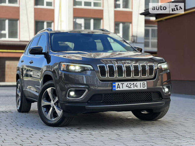 Сірий Джип Cherokee, об'ємом двигуна 3.2 л та пробігом 80 тис. км за 19999 $, фото 38 на Automoto.ua