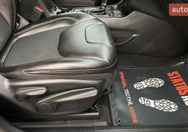 Сірий Джип Cherokee, об'ємом двигуна 3.24 л та пробігом 125 тис. км за 19000 $, фото 36 на Automoto.ua