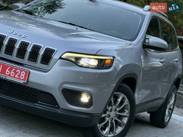 Сірий Джип Cherokee, об'ємом двигуна 2.36 л та пробігом 109 тис. км за 15500 $, фото 22 на Automoto.ua