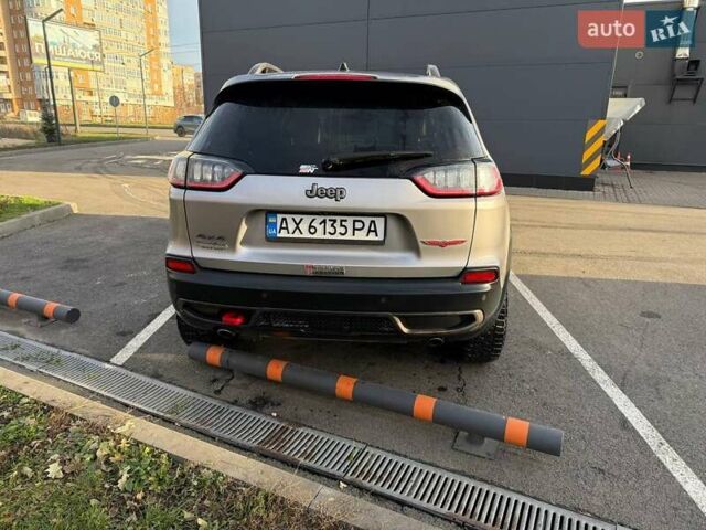 Серый Джип Чероки, объемом двигателя 3.24 л и пробегом 110 тыс. км за 22500 $, фото 7 на Automoto.ua