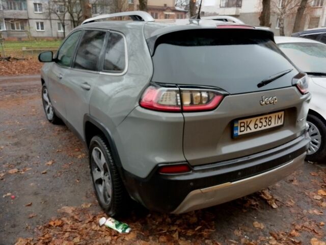 Серый Джип Чероки, объемом двигателя 2.4 л и пробегом 111 тыс. км за 17300 $, фото 2 на Automoto.ua