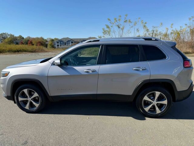 Серый Джип Чероки, объемом двигателя 3.2 л и пробегом 37 тыс. км за 9000 $, фото 3 на Automoto.ua