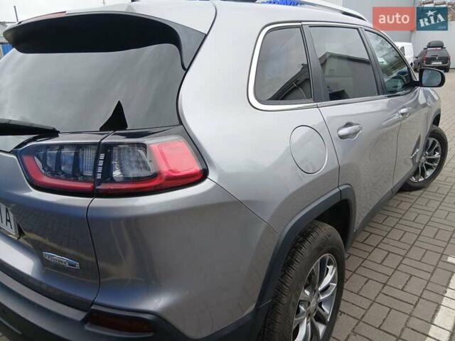 Серый Джип Чероки, объемом двигателя 2.36 л и пробегом 129 тыс. км за 13200 $, фото 21 на Automoto.ua