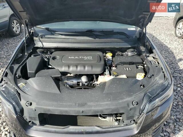 Сірий Джип Cherokee, об'ємом двигуна 2.36 л та пробігом 155 тис. км за 2400 $, фото 11 на Automoto.ua