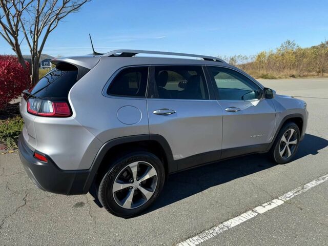 Серый Джип Чероки, объемом двигателя 3.2 л и пробегом 37 тыс. км за 9000 $, фото 4 на Automoto.ua