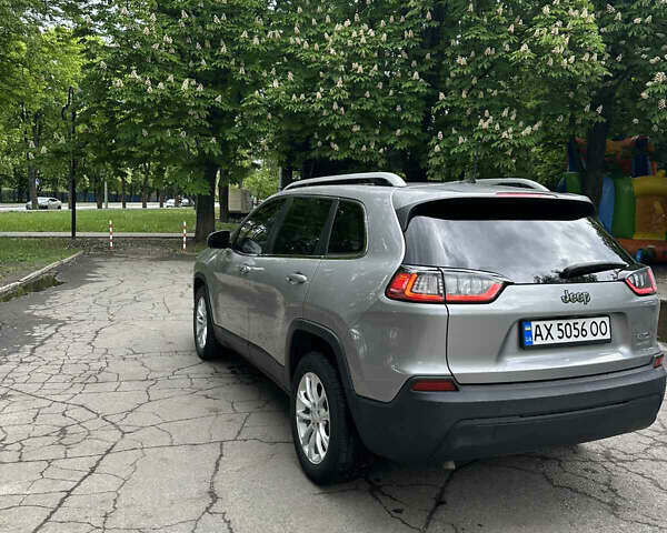 Серый Джип Чероки, объемом двигателя 2.36 л и пробегом 139 тыс. км за 16600 $, фото 14 на Automoto.ua