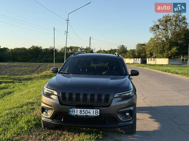 Джип Чероки 2019 в Полтаве на Automoto.ua Серый Джип Чероки, объемом двигателя 3.2 л и пробегом 68 тыс. км за 24700 $, фото 15 на Automoto.ua