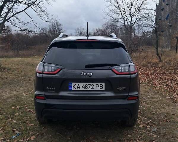 Серый Джип Чероки, объемом двигателя 2.36 л и пробегом 133 тыс. км за 18300 $, фото 6 на Automoto.ua