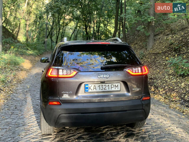 Серый Джип Чероки, объемом двигателя 2.36 л и пробегом 80 тыс. км за 17200 $, фото 9 на Automoto.ua