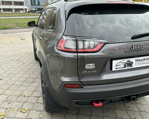 Джип Чероки 2019 в Черкассах на Automoto.ua Серый Джип Чероки, объемом двигателя 3.2 л и пробегом 70 тыс. км за 21500 $, фото 10 на Automoto.ua