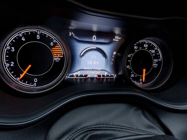 Серый Джип Чероки, объемом двигателя 2.4 л и пробегом 111 тыс. км за 17300 $, фото 21 на Automoto.ua