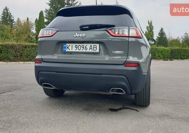 Серый Джип Чероки, объемом двигателя 3.24 л и пробегом 61 тыс. км за 19000 $, фото 23 на Automoto.ua