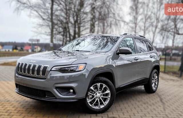 Серый Джип Чероки, объемом двигателя 2.36 л и пробегом 121 тыс. км за 14500 $, фото 2 на Automoto.ua