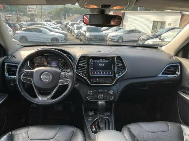 Сірий Джип Cherokee, об'ємом двигуна 3.2 л та пробігом 37 тис. км за 14000 $, фото 5 на Automoto.ua