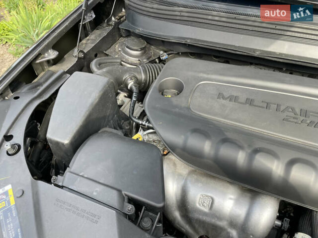 Сірий Джип Cherokee, об'ємом двигуна 2.36 л та пробігом 98 тис. км за 18500 $, фото 16 на Automoto.ua