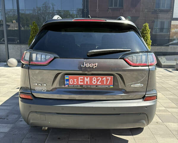 Серый Джип Чероки, объемом двигателя 2.36 л и пробегом 65 тыс. км за 17700 $, фото 16 на Automoto.ua