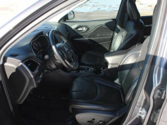 Серый Джип Чероки, объемом двигателя 3.2 л и пробегом 41 тыс. км за 7600 $, фото 7 на Automoto.ua