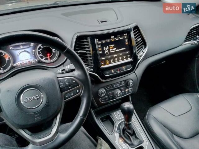 Серый Джип Чероки, объемом двигателя 2.4 л и пробегом 111 тыс. км за 17300 $, фото 17 на Automoto.ua