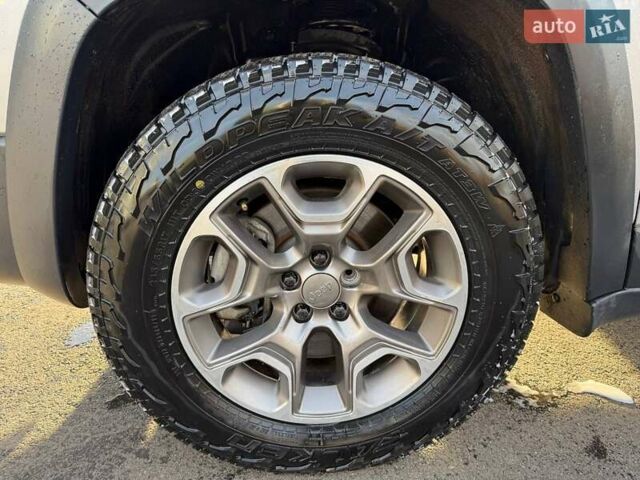 Серый Джип Чероки, объемом двигателя 3.24 л и пробегом 110 тыс. км за 22500 $, фото 14 на Automoto.ua