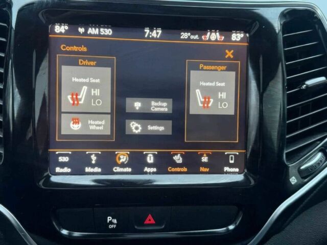 Серый Джип Чероки, объемом двигателя 3.2 л и пробегом 33 тыс. км за 7500 $, фото 7 на Automoto.ua