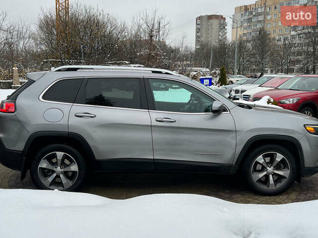 Сірий Джип Cherokee, об'ємом двигуна 3.24 л та пробігом 142 тис. км за 16999 $, фото 7 на Automoto.ua