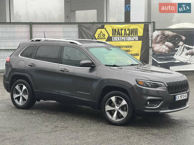 Серый Джип Чероки, объемом двигателя 1.99 л и пробегом 107 тыс. км за 21700 $, фото 1 на Automoto.ua