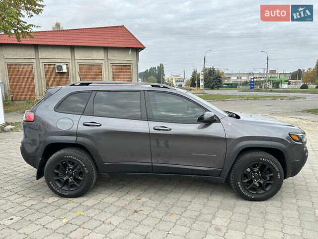 Джип Чероки 2019 в Черкассах на Automoto.ua Серый Джип Чероки, объемом двигателя 3.2 л и пробегом 70 тыс. км за 21500 $, фото 6 на Automoto.ua