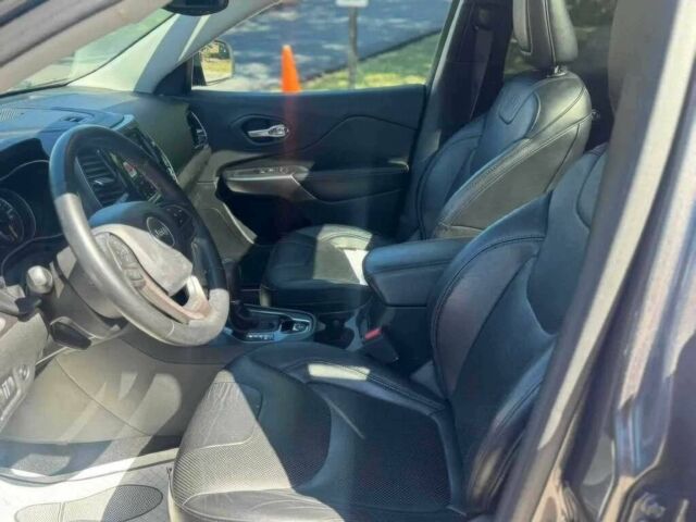 Серый Джип Чероки, объемом двигателя 3.2 л и пробегом 35 тыс. км за 3500 $, фото 6 на Automoto.ua