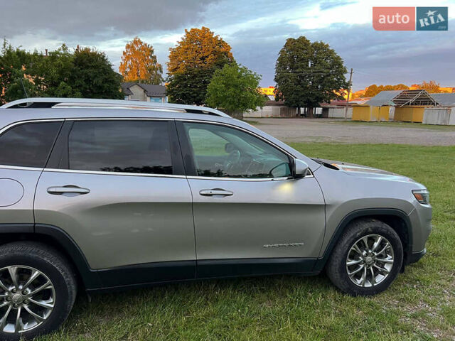 Сірий Джип Cherokee, об'ємом двигуна 2.36 л та пробігом 120 тис. км за 16500 $, фото 8 на Automoto.ua