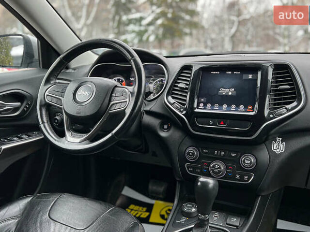 Сірий Джип Cherokee, об'ємом двигуна 3.24 л та пробігом 142 тис. км за 16999 $, фото 19 на Automoto.ua
