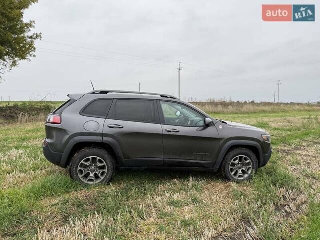 Сірий Джип Cherokee, об'ємом двигуна 3.2 л та пробігом 197 тис. км за 18900 $, фото 7 на Automoto.ua