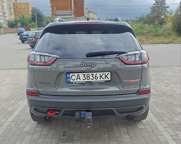 Джип Чероки 2019 в Нежине на Automoto.ua Серый Джип Чероки, объемом двигателя 3.2 л и пробегом 138 тыс. км за 21900 $, фото 11 на Automoto.ua