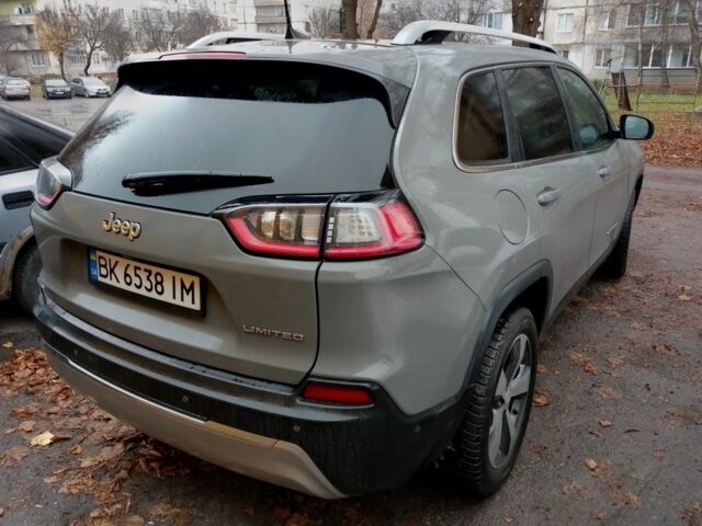 Серый Джип Чероки, объемом двигателя 2.4 л и пробегом 111 тыс. км за 17300 $, фото 3 на Automoto.ua