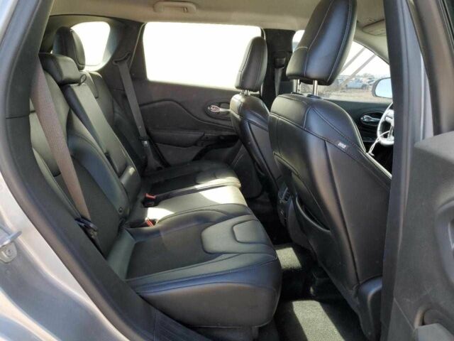 Серый Джип Чероки, объемом двигателя 2.4 л и пробегом 59 тыс. км за 2800 $, фото 10 на Automoto.ua