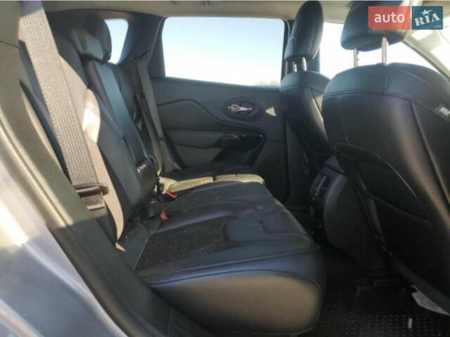 Серый Джип Чероки, объемом двигателя 2.4 л и пробегом 140 тыс. км за 7100 $, фото 10 на Automoto.ua