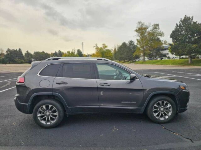 Сірий Джип Cherokee, об'ємом двигуна 2 л та пробігом 40 тис. км за 9800 $, фото 3 на Automoto.ua