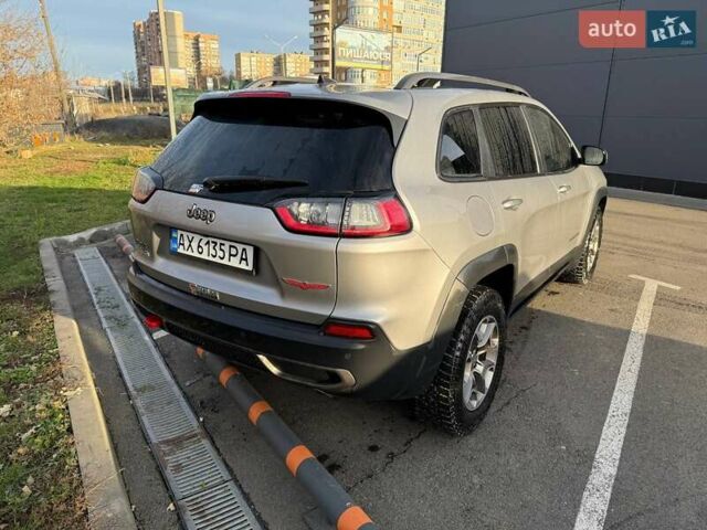 Серый Джип Чероки, объемом двигателя 3.24 л и пробегом 110 тыс. км за 22500 $, фото 6 на Automoto.ua