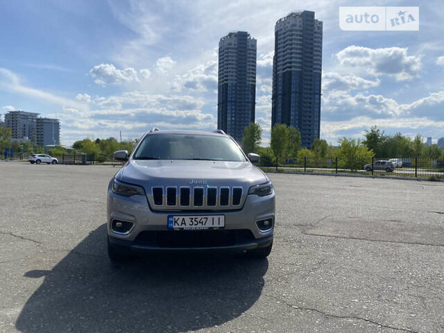 Сірий Джип Cherokee, об'ємом двигуна 3.24 л та пробігом 95 тис. км за 22500 $, фото 1 на Automoto.ua