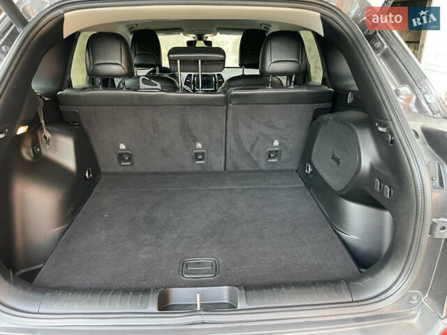 Сірий Джип Cherokee, об'ємом двигуна 2.36 л та пробігом 98 тис. км за 18500 $, фото 30 на Automoto.ua
