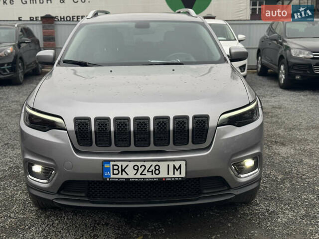 Серый Джип Чероки, объемом двигателя 3.24 л и пробегом 103 тыс. км за 16950 $, фото 4 на Automoto.ua